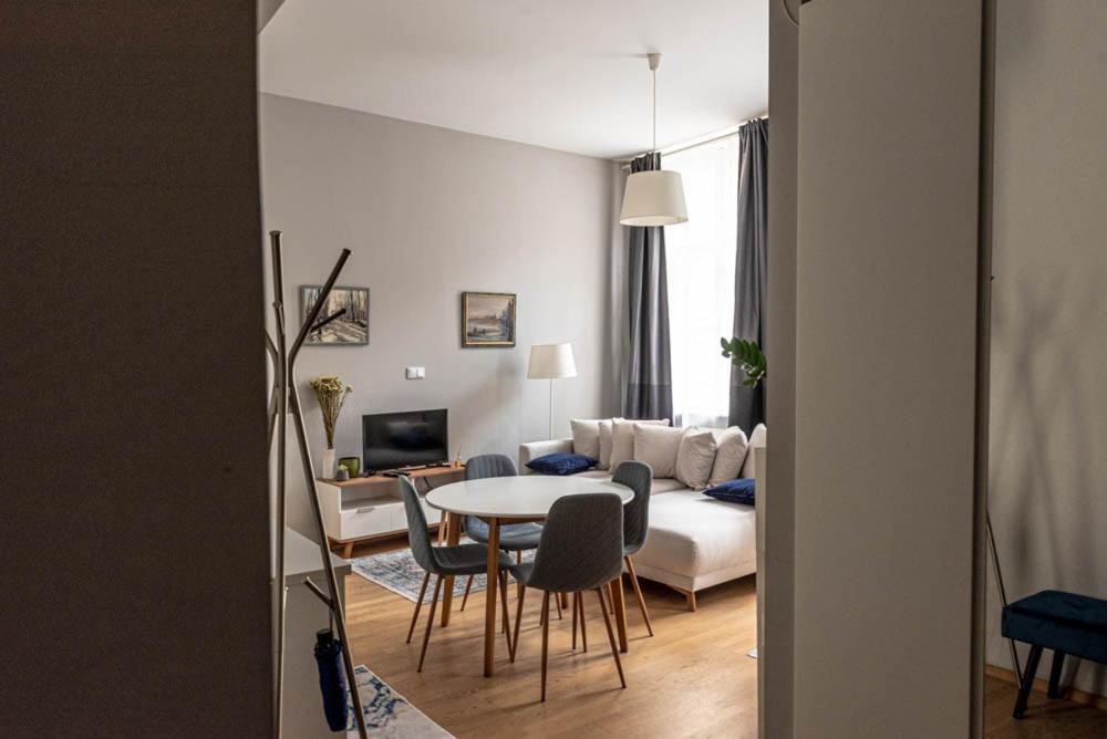 Maria Topfive With Free Private Parking Leilighet Budapest Eksteriør bilde